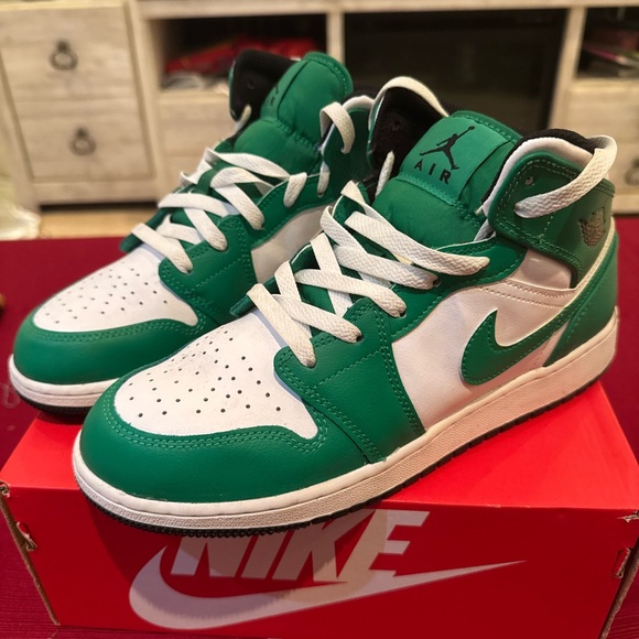 Nike Air Jordan Mid SE GS AJ1 Big Kids Women Junior Shoes